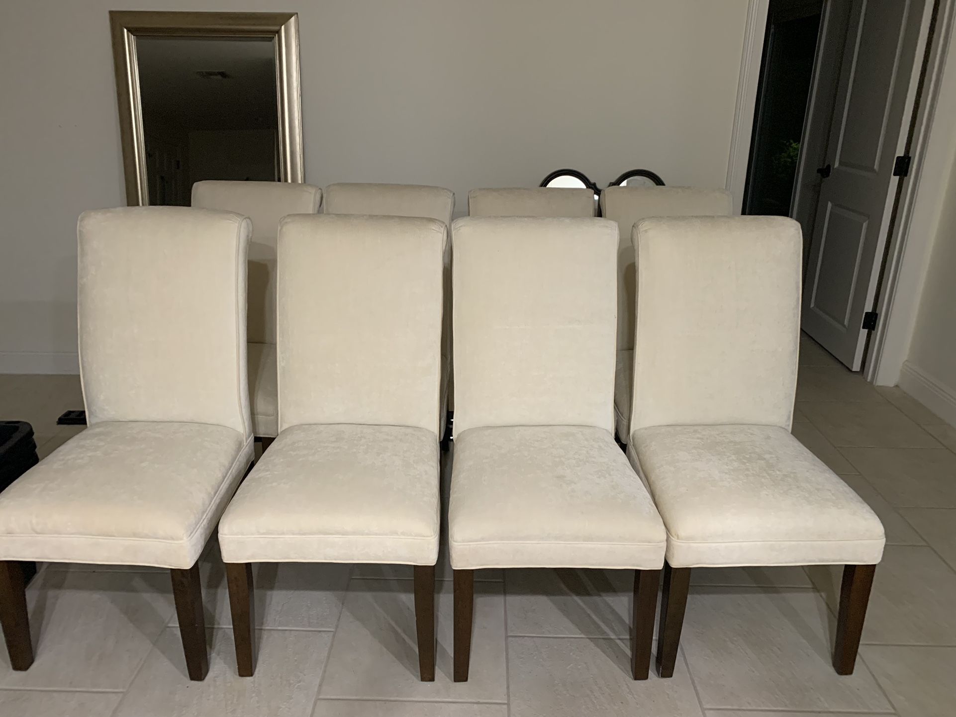 Baer's Furniture Formal Dining Room Chairs