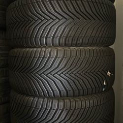 235/45r19 Michelin 