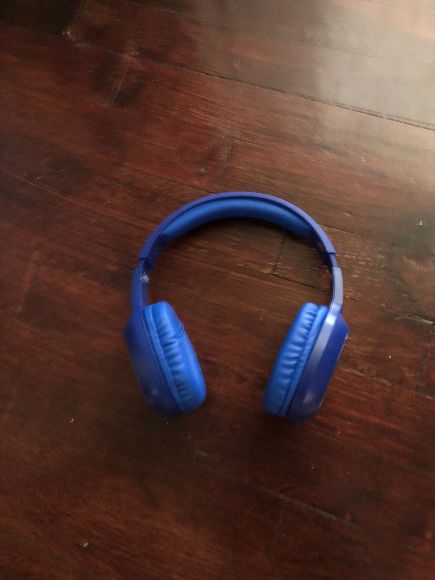 Bluetooth headphones