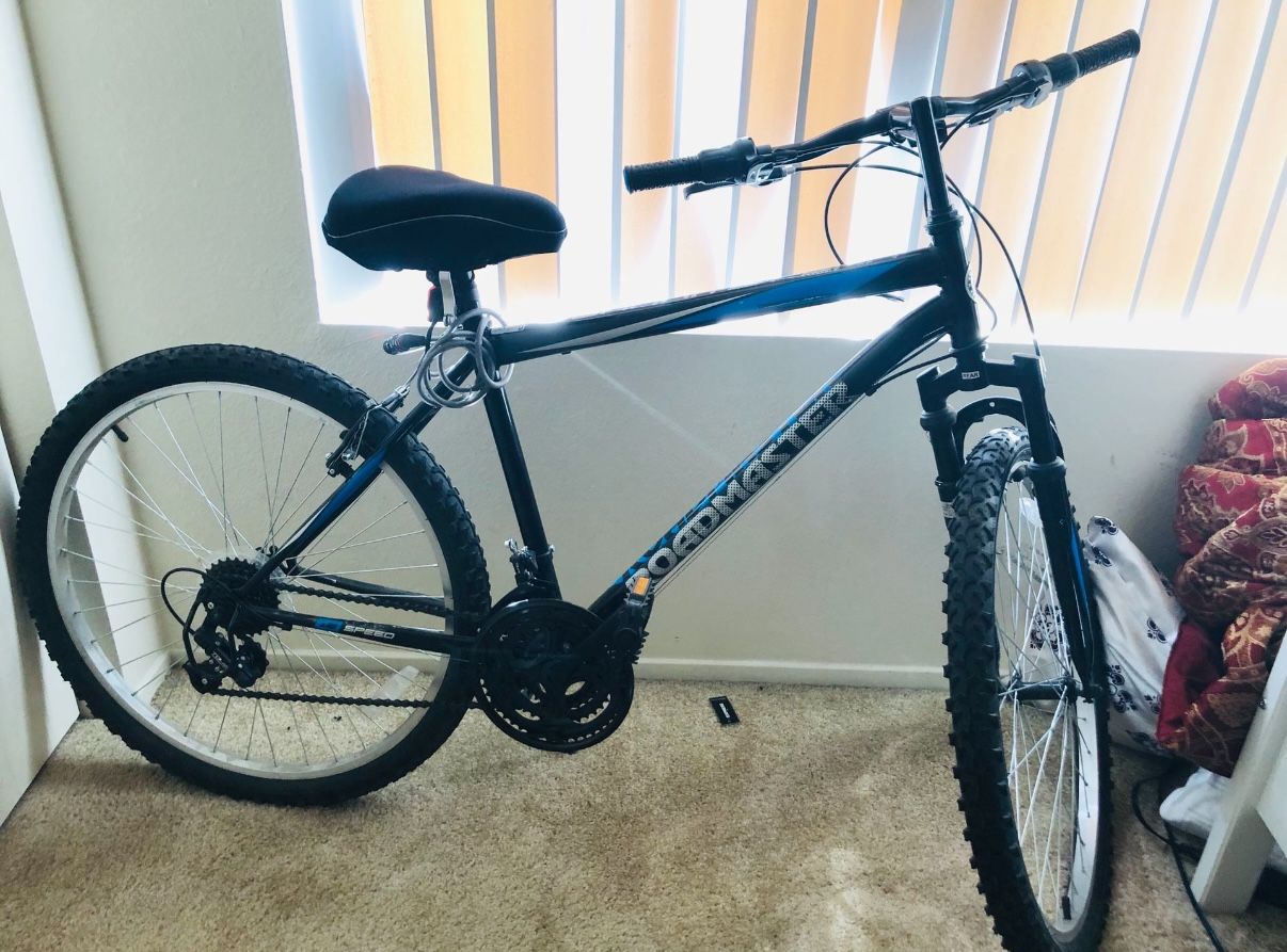 Roadmaster Men's Mountain bike Used just once