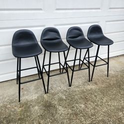 Set of 4 _ Black Bar Height Stools Kitchen Countertop Chair Furniture _ Seats are 30" from the floor