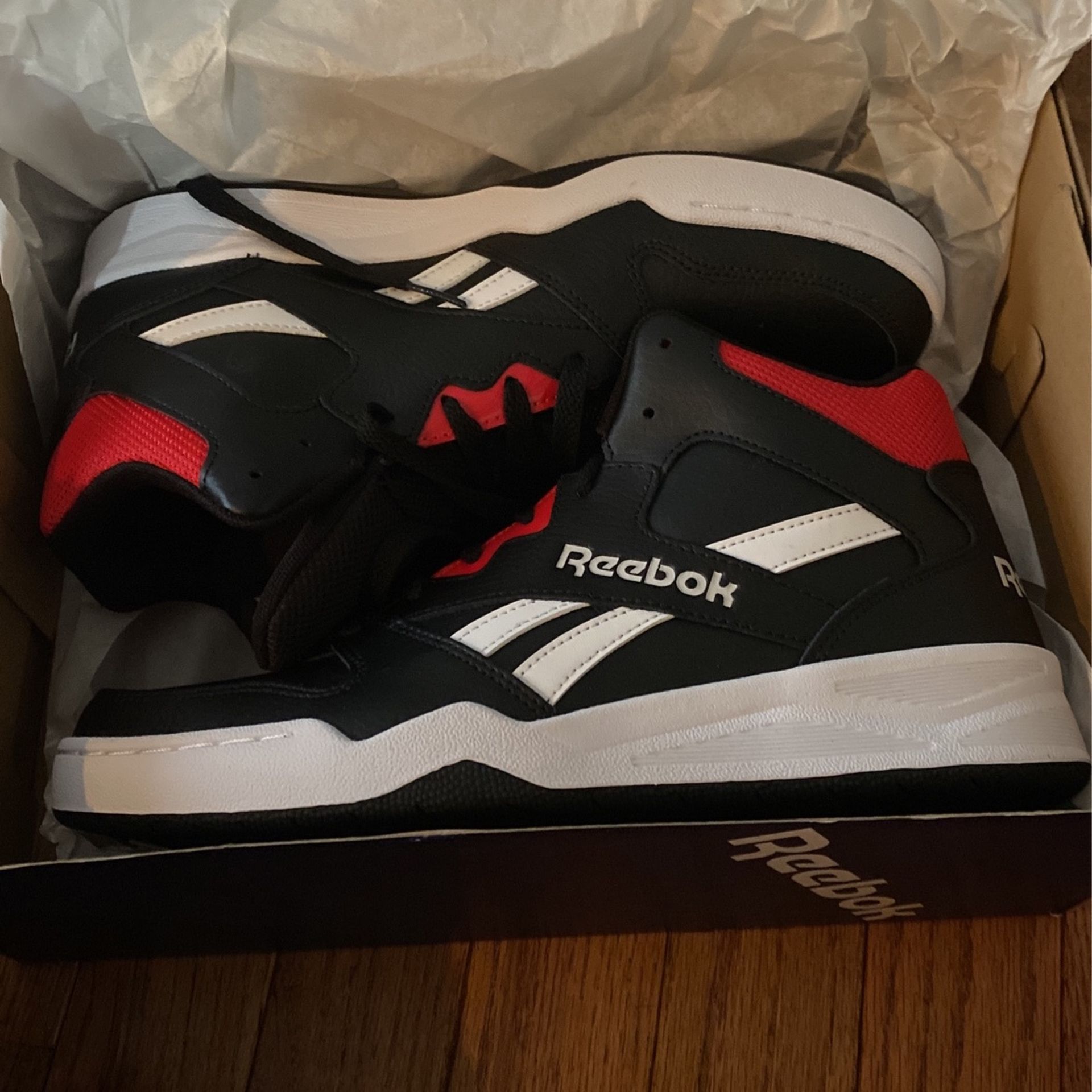 Men’s 7.5 Reebok