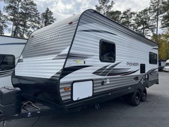 2019 Rv Heartland Pioneer New
