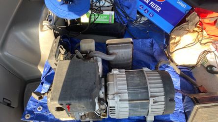 Briggs & Stratton, 7 hp Gas Generator 240/120 Volt