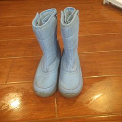 Snow Boots
