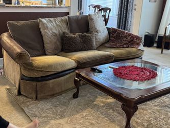 Living Room Sofa With Table