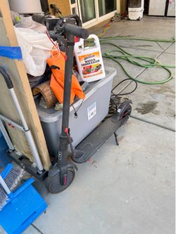 Electric scooter.