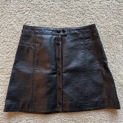 black leather skirt