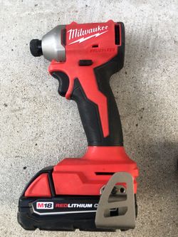 Milwaukee M18 18V Lithium-Ion Brushless Cordless 1/4 in. Compact Impact Driver