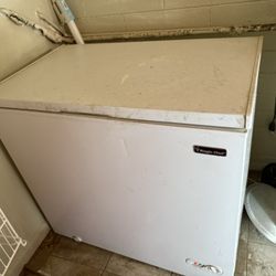 Magic Chef Freezer 