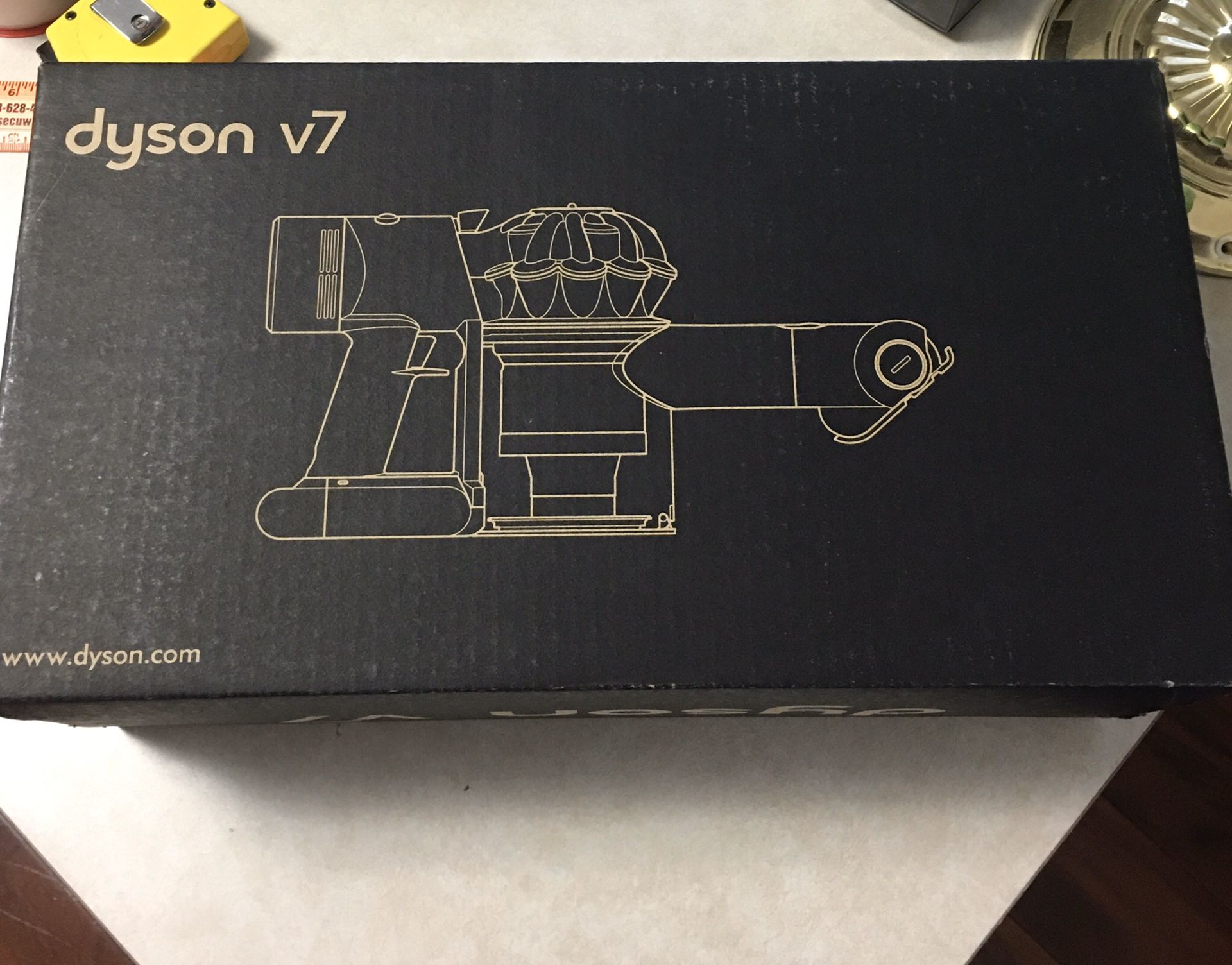 Dyson V7 Trigger handheld vacuum cleaner