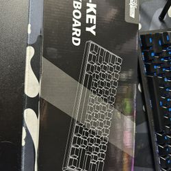 Royal Kludge 61-keybored Wireless 