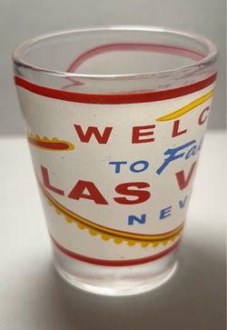 Las Vegas, Glass