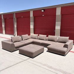 Modern gray sectional