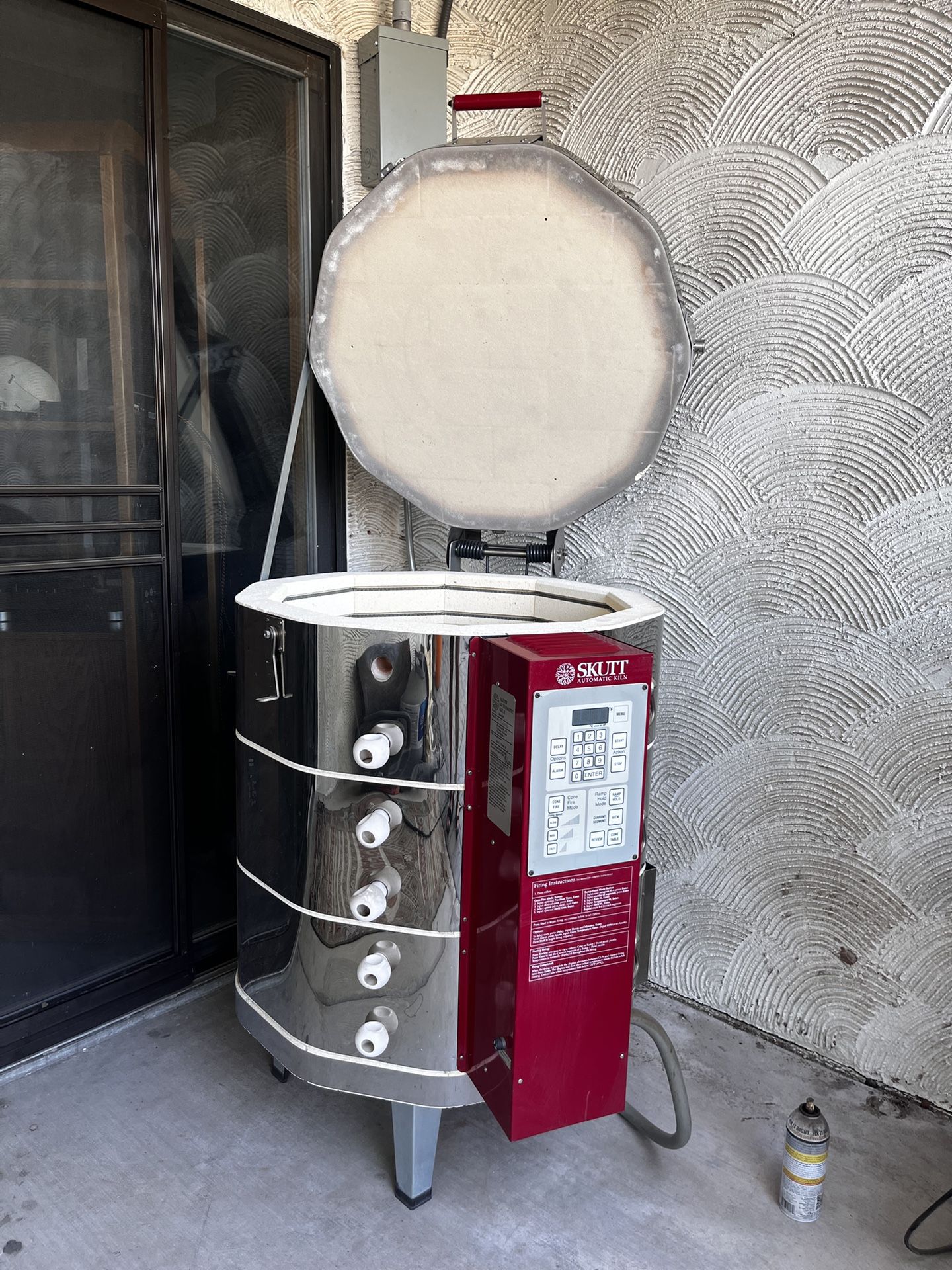 Electric Skutt Kiln 1027 And Kiln Furniture