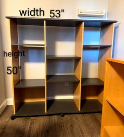 Two toned 9 cube organizing case, bookcase, shelves