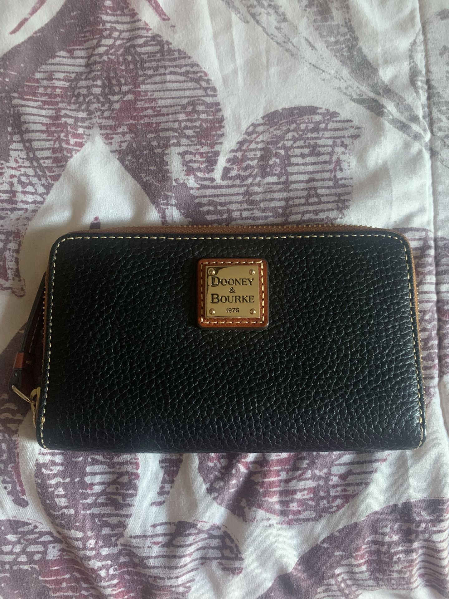 Dooney And Bourke Wallet