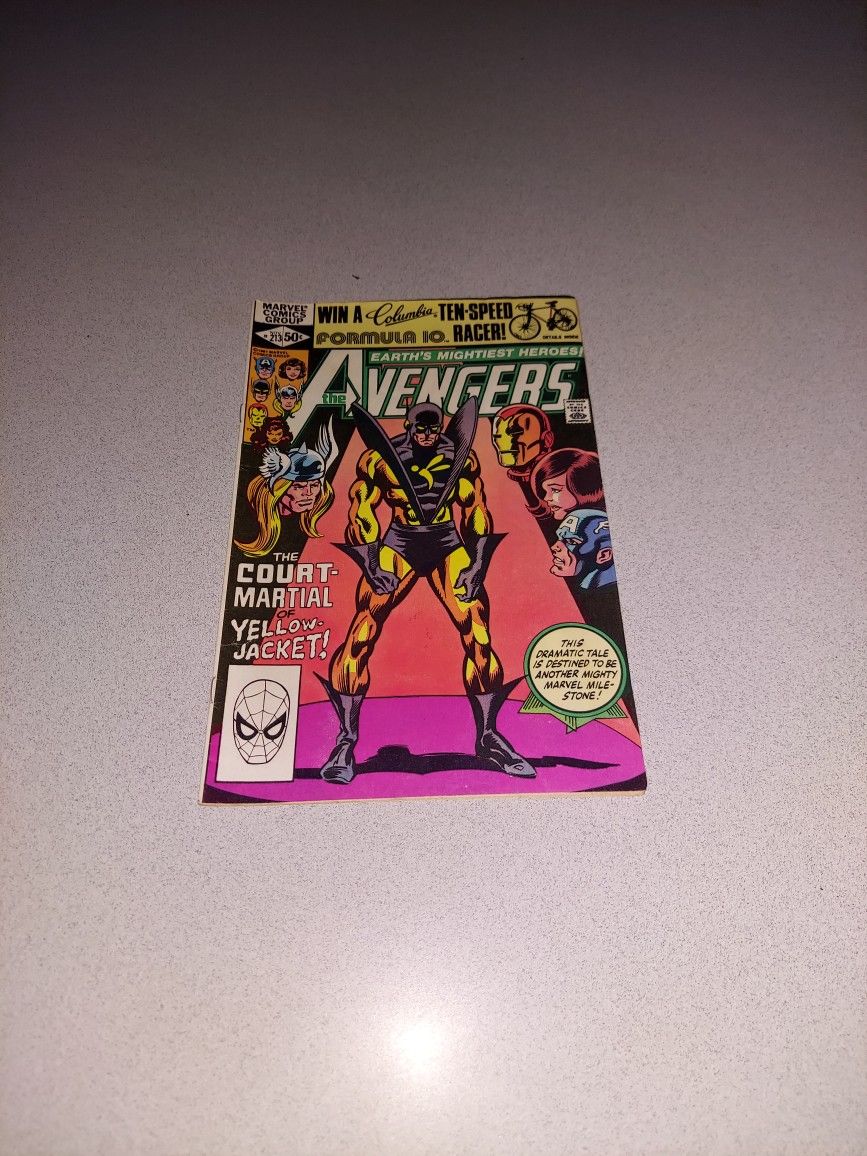 VINTAGE 1981 THE AVENGERS #213 COMIC
