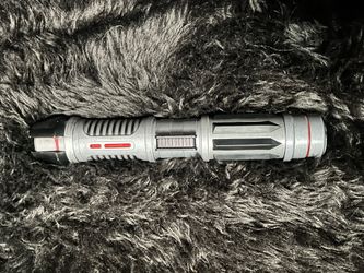 Savi's Workshop power and control lightsaber with other stuff