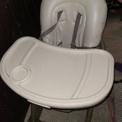 GRACO FEEDING CHAIR