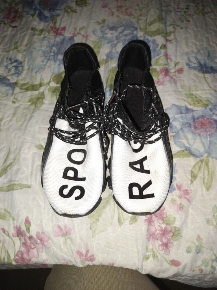 Unisex Size 8.5 Shoes