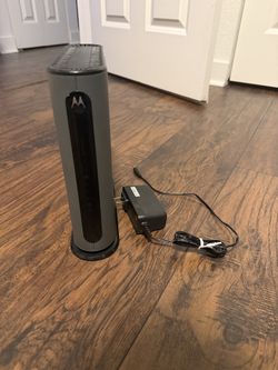 Motorola MG8702 Modem/Router Combo