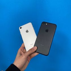 Apple IPhone 7 Unlocked For All Carriers - PAYMENTS AVAILABLE With $1 DOWN