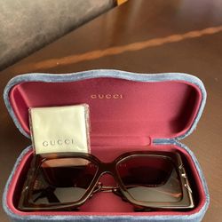 Gucci Frame Wing Sunglasses