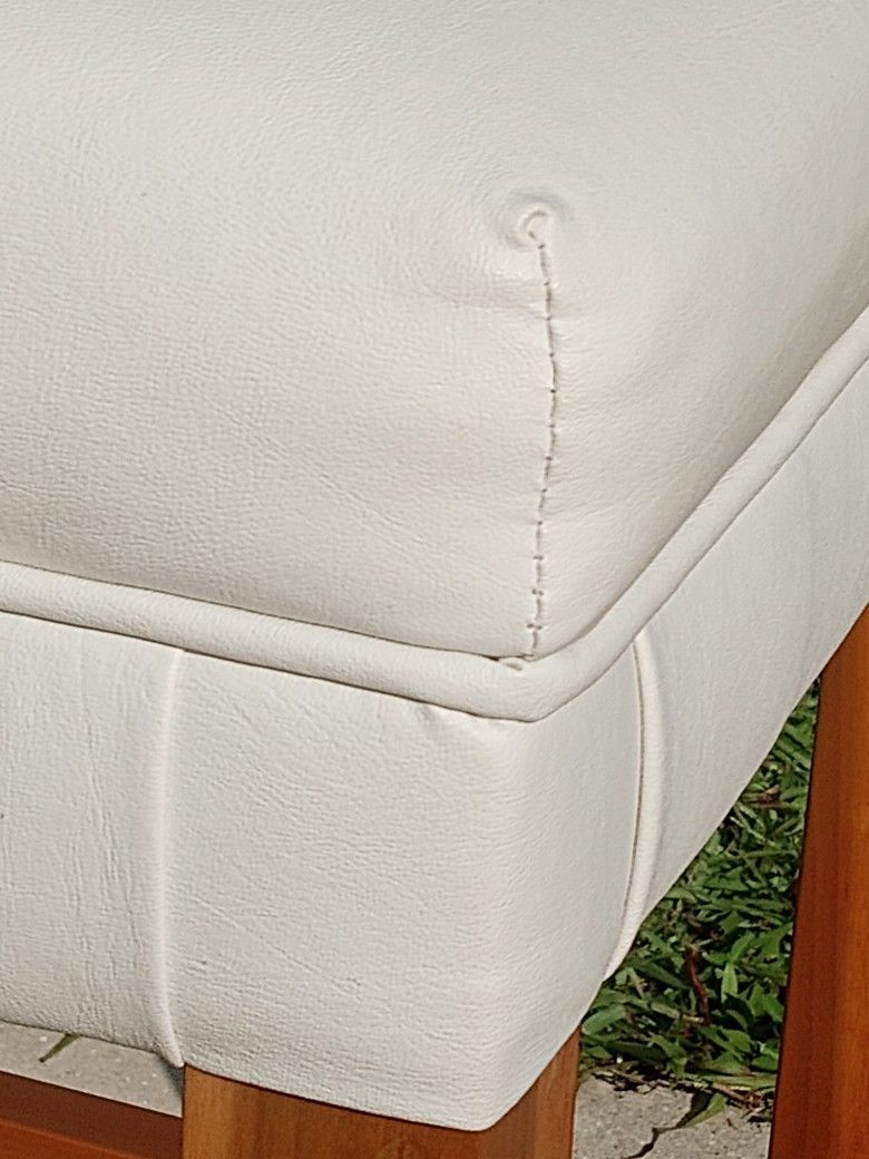 Pair of Backless Counter Height Stools for Sale in Pompano Beach, FL