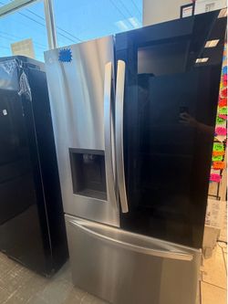 LG. Counter-Depth MAX InstaView French Door Refrigerator in Stainless Steel.