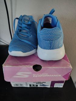 Women sketchers go run shoes
