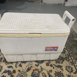 Igloo Marine Cooler