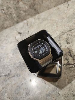 Digital Waterproof Watch For Kids And Teens.