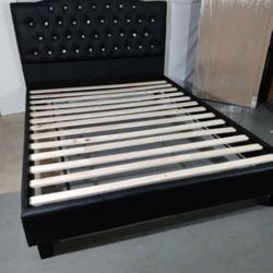 New Black Queen Bed 