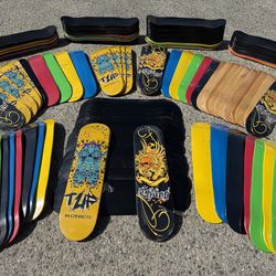 Skateboard decks trucks completes