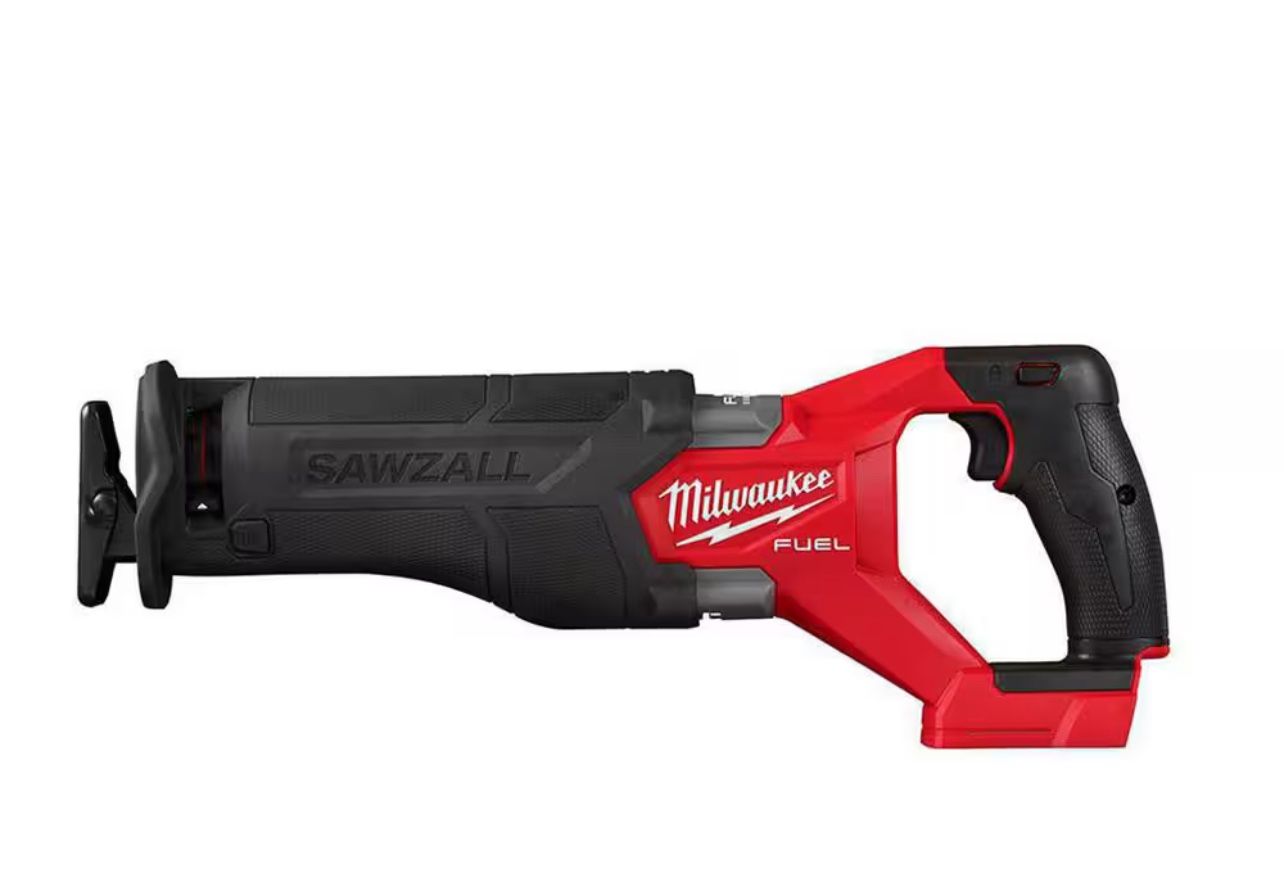 Milwaukee M18 FUEL SAWZALL
