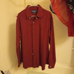 Men's RLPOLO Used https://offerup.com/redirect/?o=U2hpcnQuU3o=  XL In Great Shape .Pickup Only!!