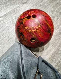 Vintage Brunswick Wild Fire 10 LB 5.9oz Bowling Ball Red Black MuddBall