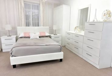 Bedroom Set.  Stylish And Comfort For Your Home! - Juego de cuarto ¡ Estilo y comodidad para su hogar!