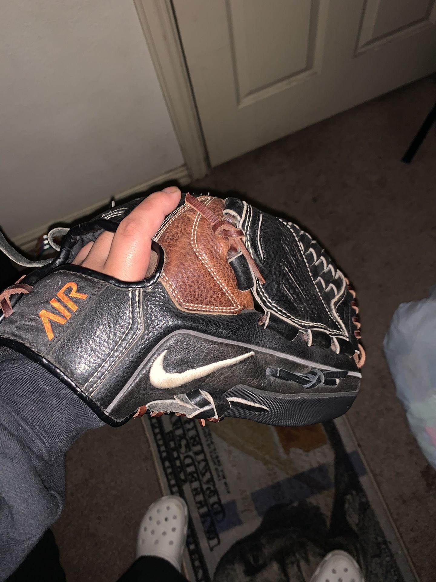 Nike outfield baseball glove