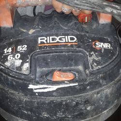 Top Part Of A Ridgid Shop Vac 