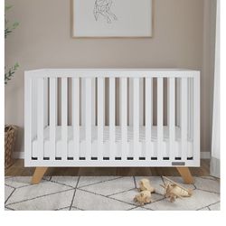 Soho Crib by Child Craft with Memory Foam Mattress