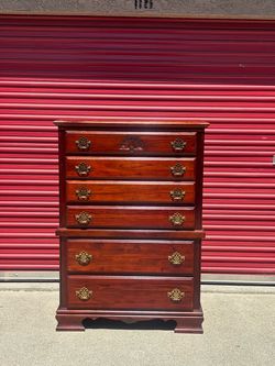 Vintage 6 Drawer Wooden Dresser