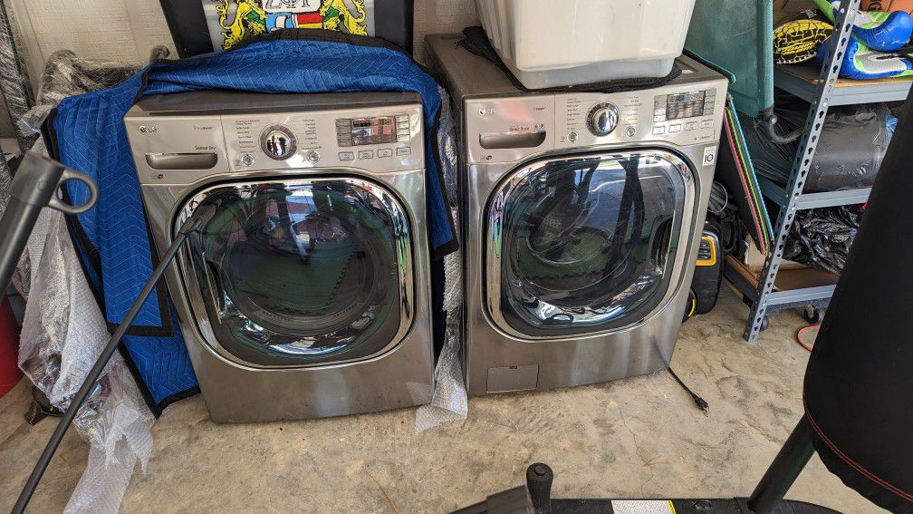 LG Washer And Dryer Like New