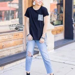 Crazy Train Rattlesnake Hi-Low Tunic Top Size Small

NWOT!


**Bundle and save with combined shipping**


