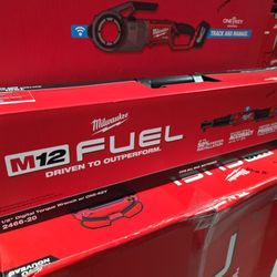 Milwaukee
M12 FUEL One-Key 12-Volt Lithium-Ion Brushless Cordless 1/2 in. Digital Torque Wrench (Tool-Only)