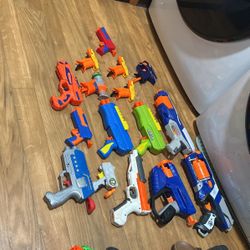 16 Nerf Gun Collection
