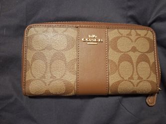 Coach wallet