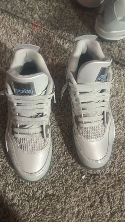 Jordan 4s