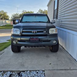 Toyota Tundra 2006 V8